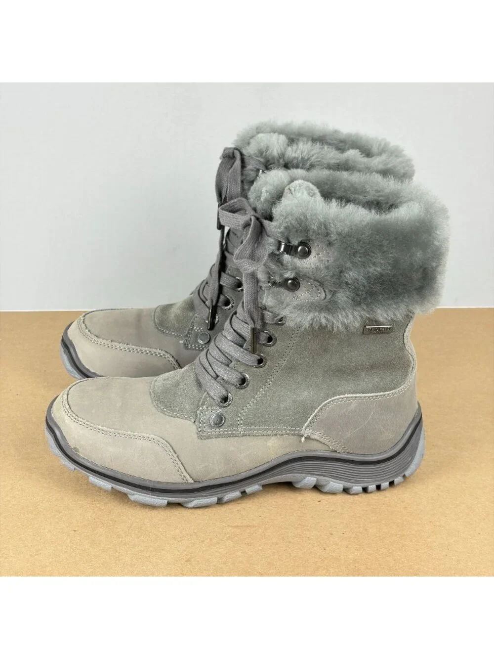 Pajar Canada Abbie Waterproof Leather Snow Boots Womens 8.5 Gray Sheepskin